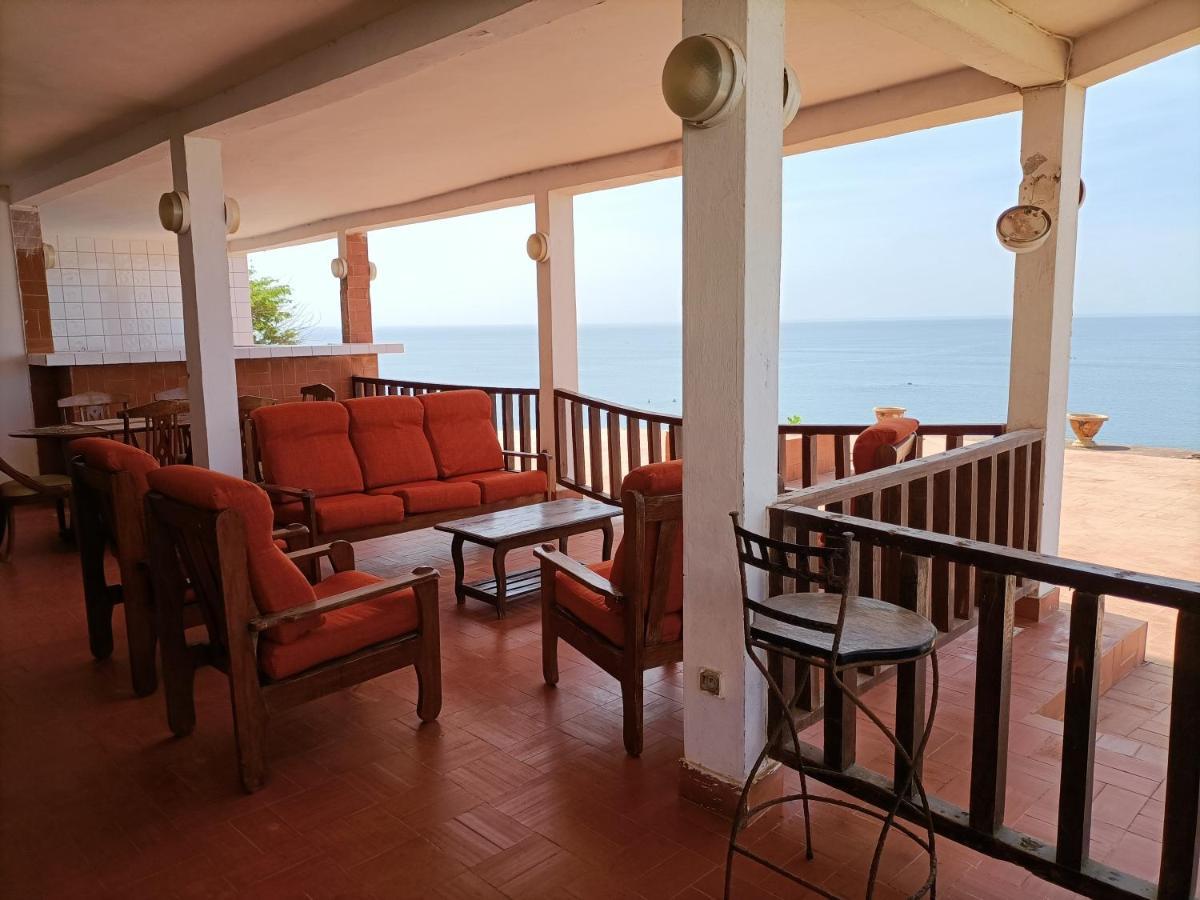 La Coolitude Villa Toubab Dialao Bagian luar foto